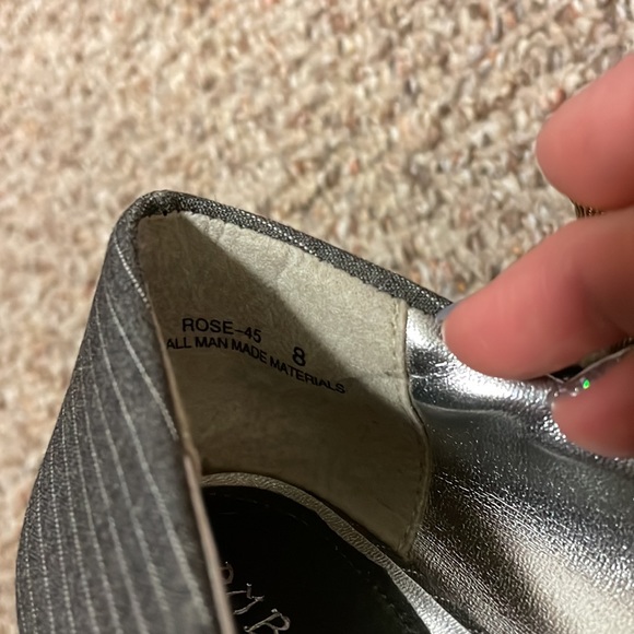 Like New womens flats size 8 - Picture 8 of 10